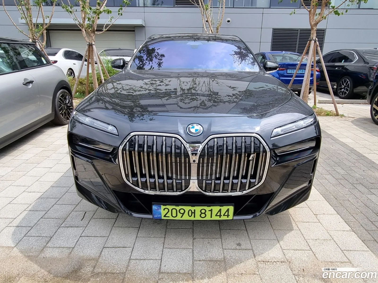 BMW I7 G70 xDrive 60 M Sport - фотография 4421626