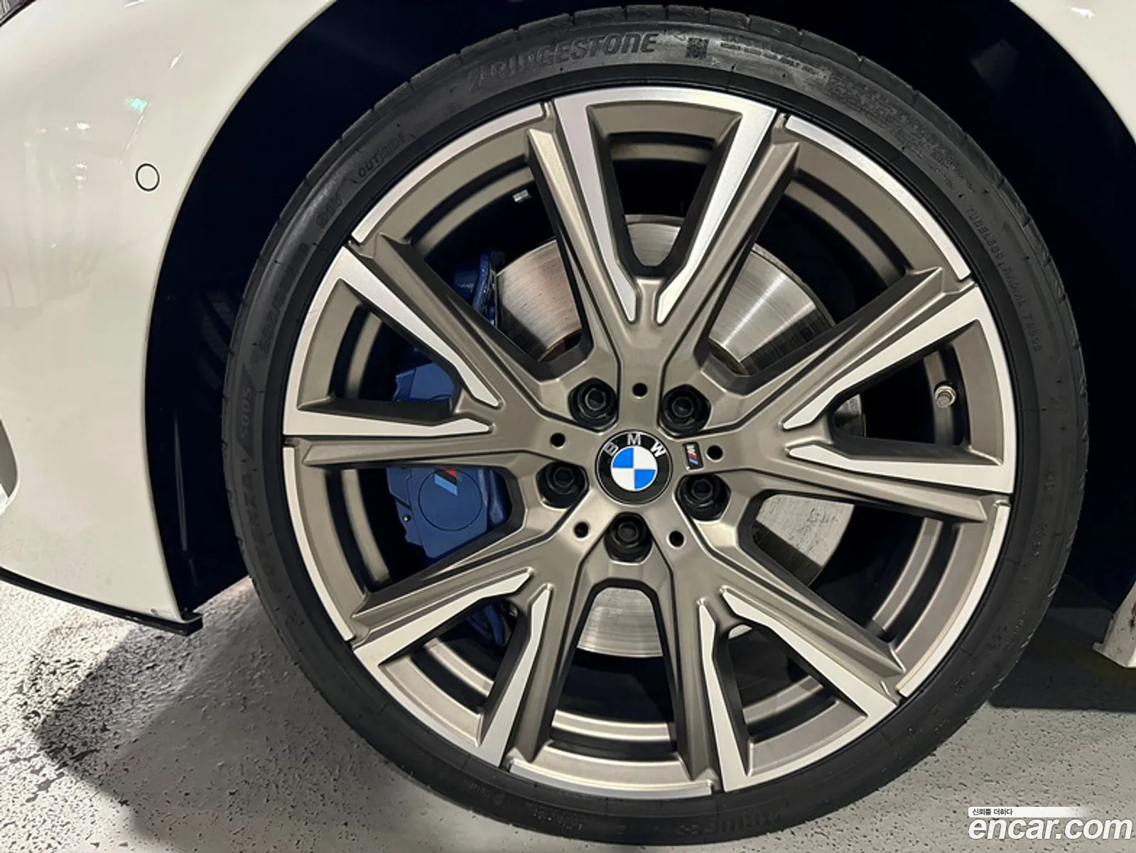 BMW 1 Series F40 M135I xDrive - фотография 4536476