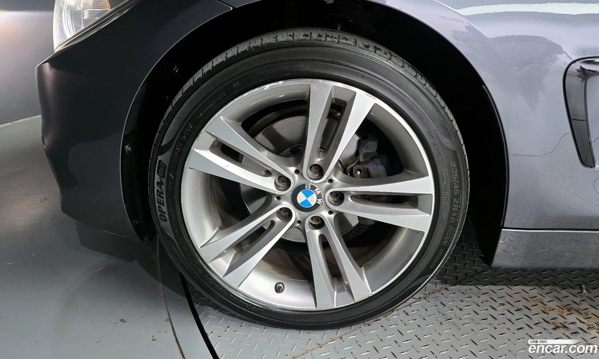 BMW 4 Series F32 420D xDrive Sports Gran Coupe - фотография 3340661