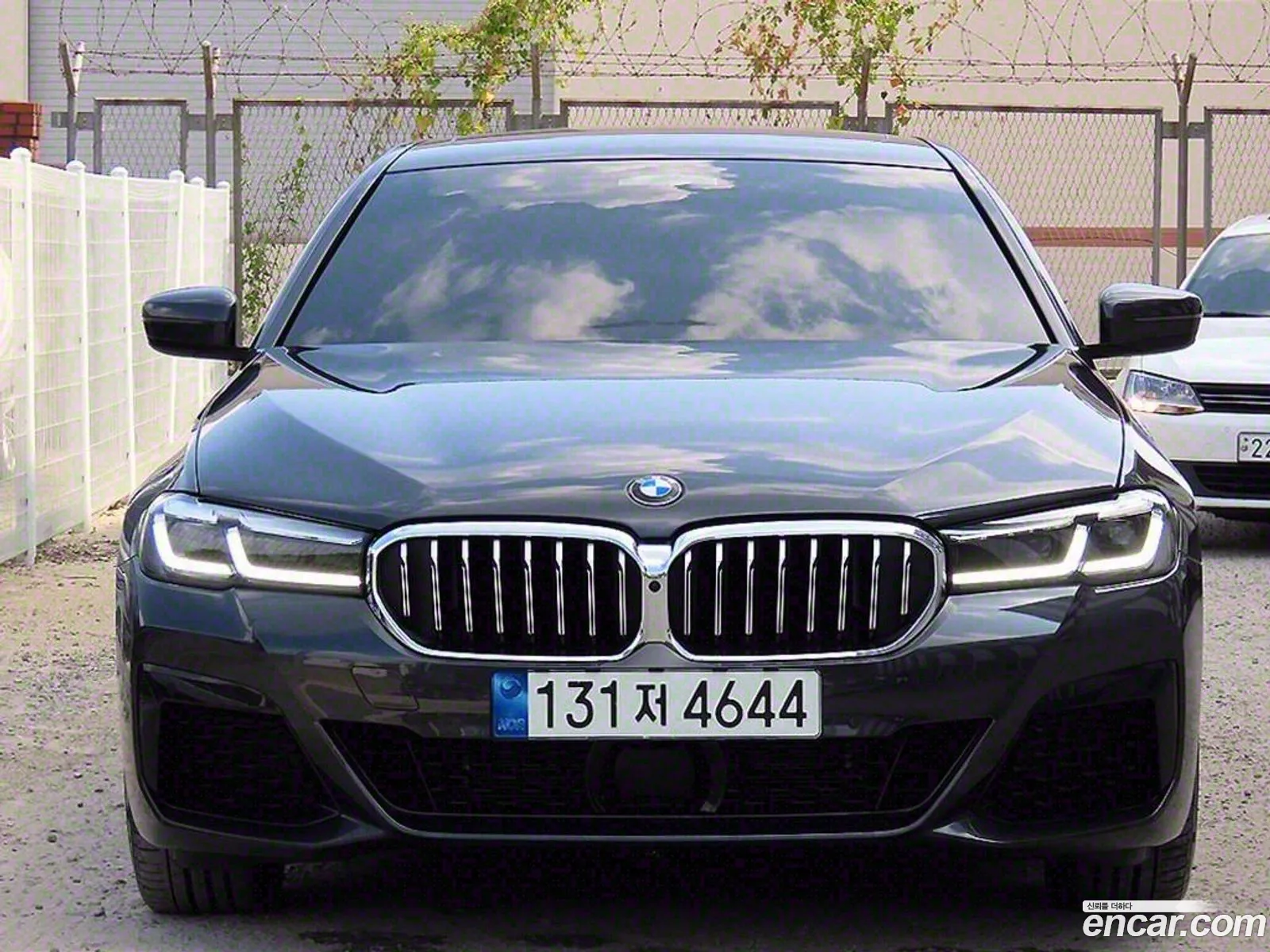 BMW 5 Series G30 530I xDrive M Sports - фотография 4428069