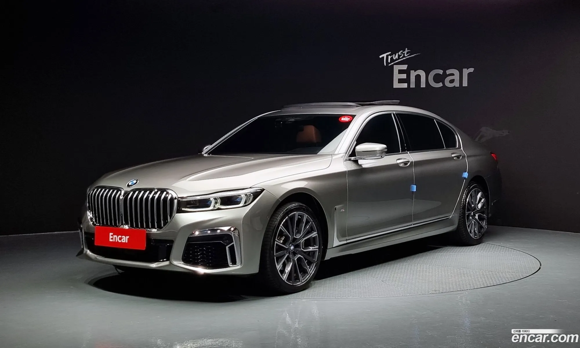 BMW 7 Series G11 740Li xDrive M Sports - фотография 4358461