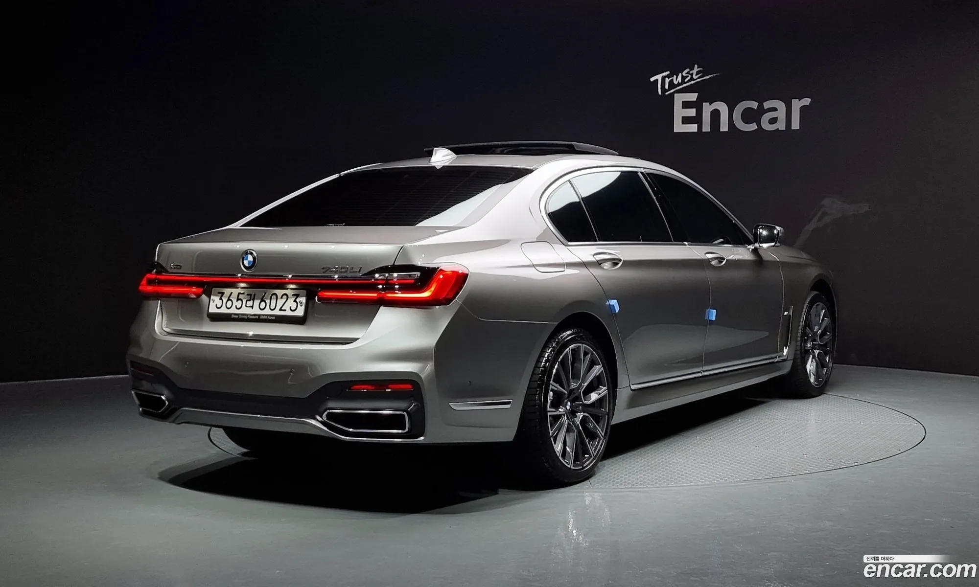 BMW 7 Series G11 740Li xDrive M Sports - фотография 4358462
