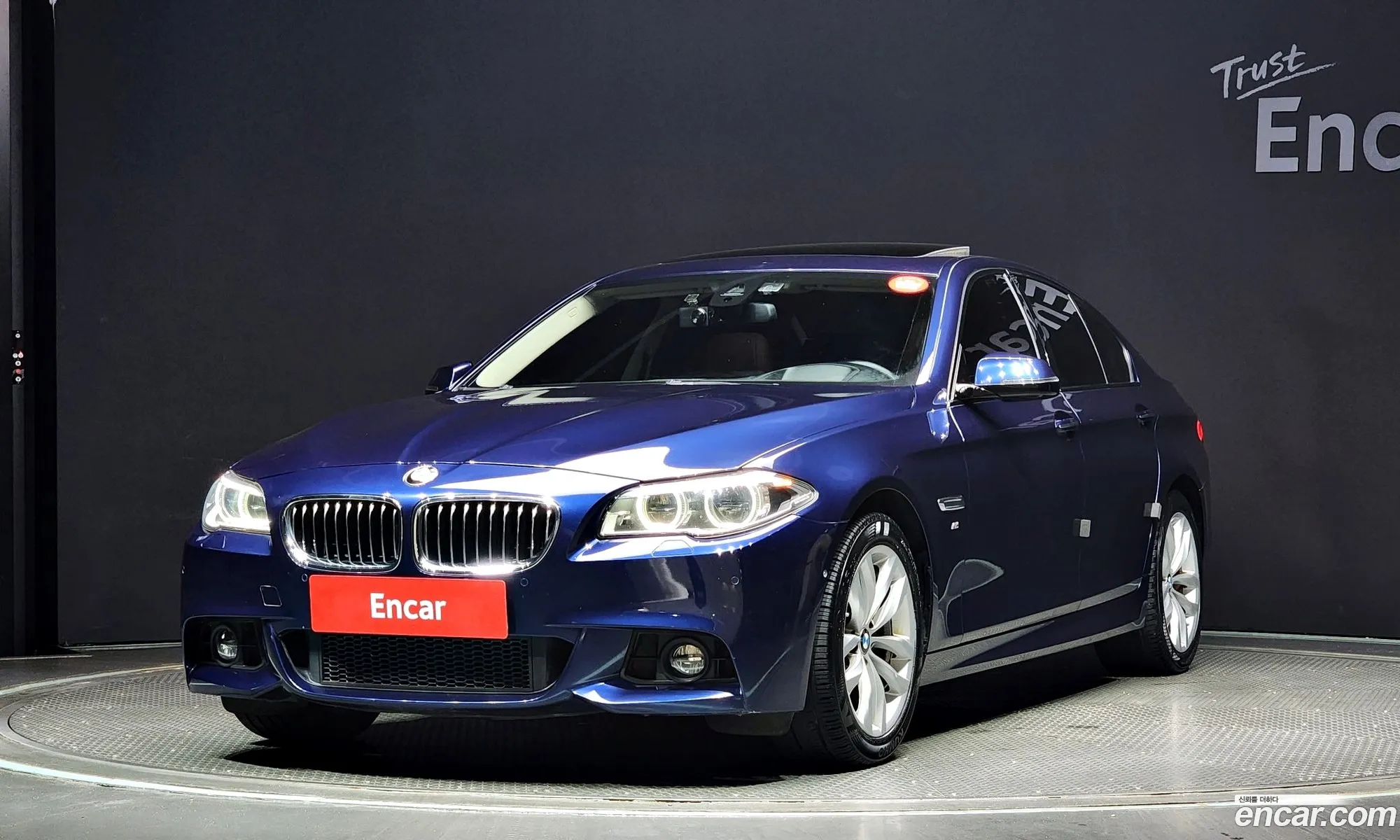 BMW 5 Series F10 520D M Aerodynamics - фотография 3337100
