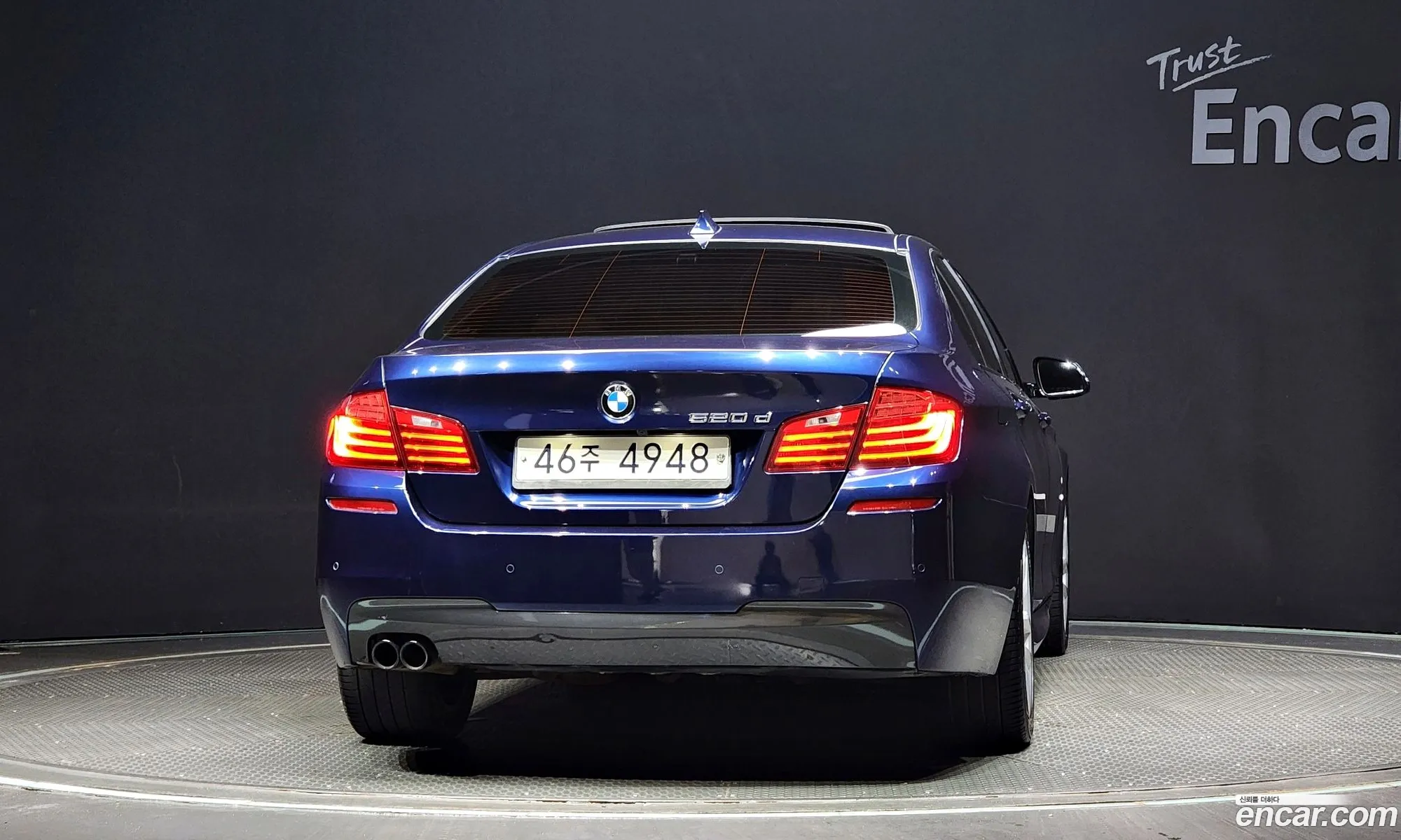 BMW 5 Series F10 520D M Aerodynamics - фотография 3337103
