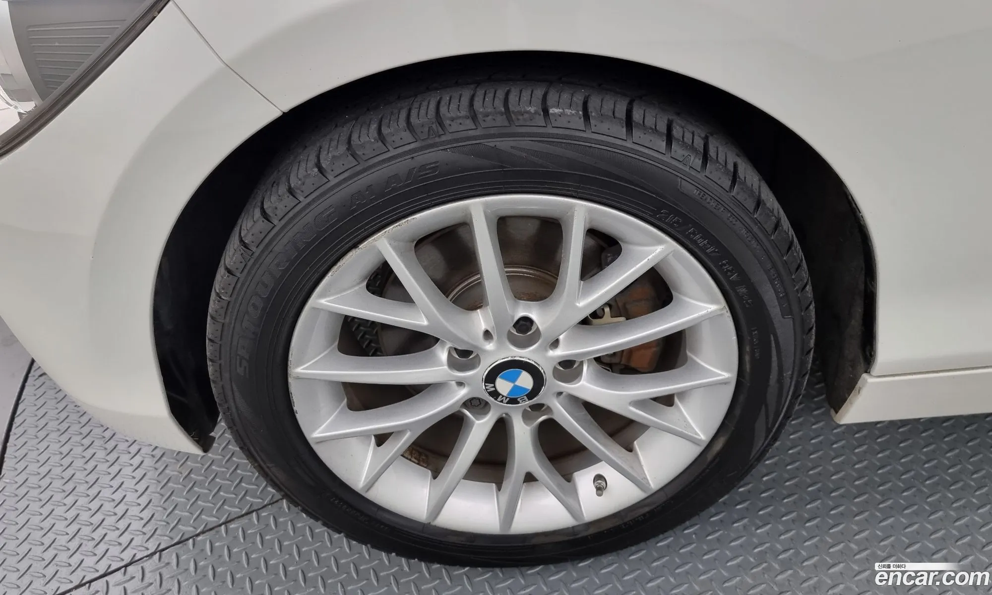 BMW 1 Series F20 118D Sports 5-Door - фотография 2629353