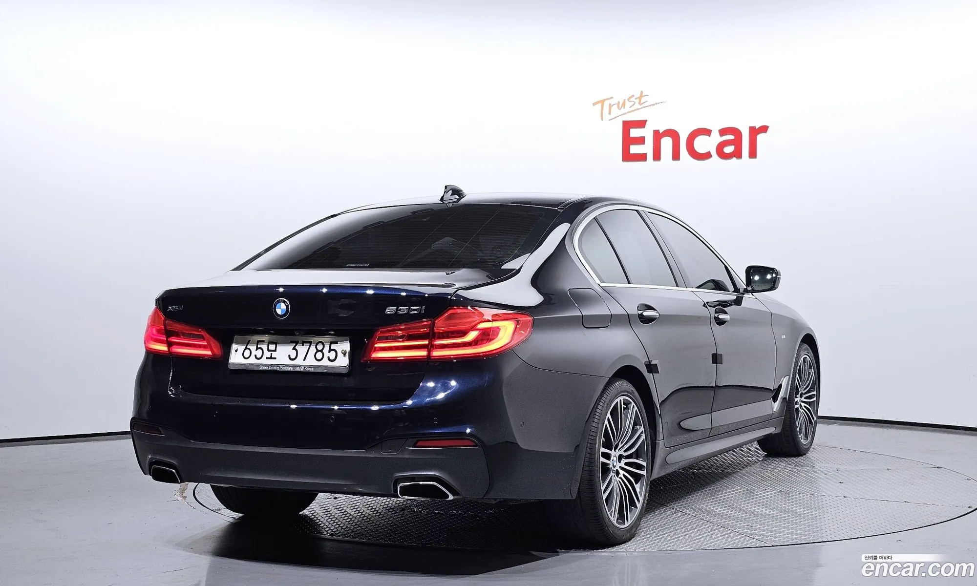 BMW 5 Series G30 530I xDrive M Sport Plus - фотография 4091924