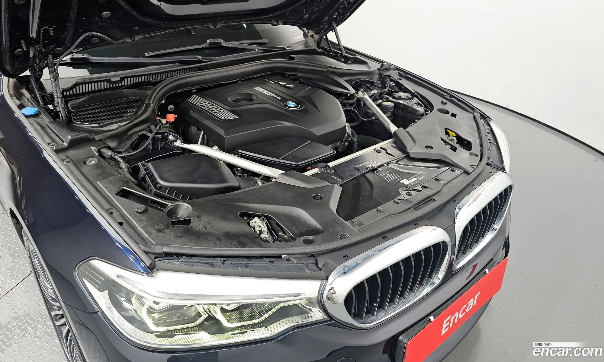 BMW 5 Series G30 530I xDrive M Sport Plus - фотография 4091928
