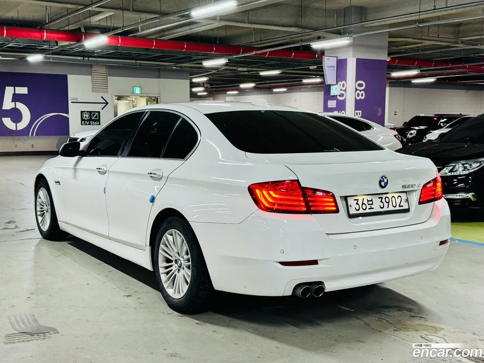 BMW 5 Series F10 520D - фотография 4062656