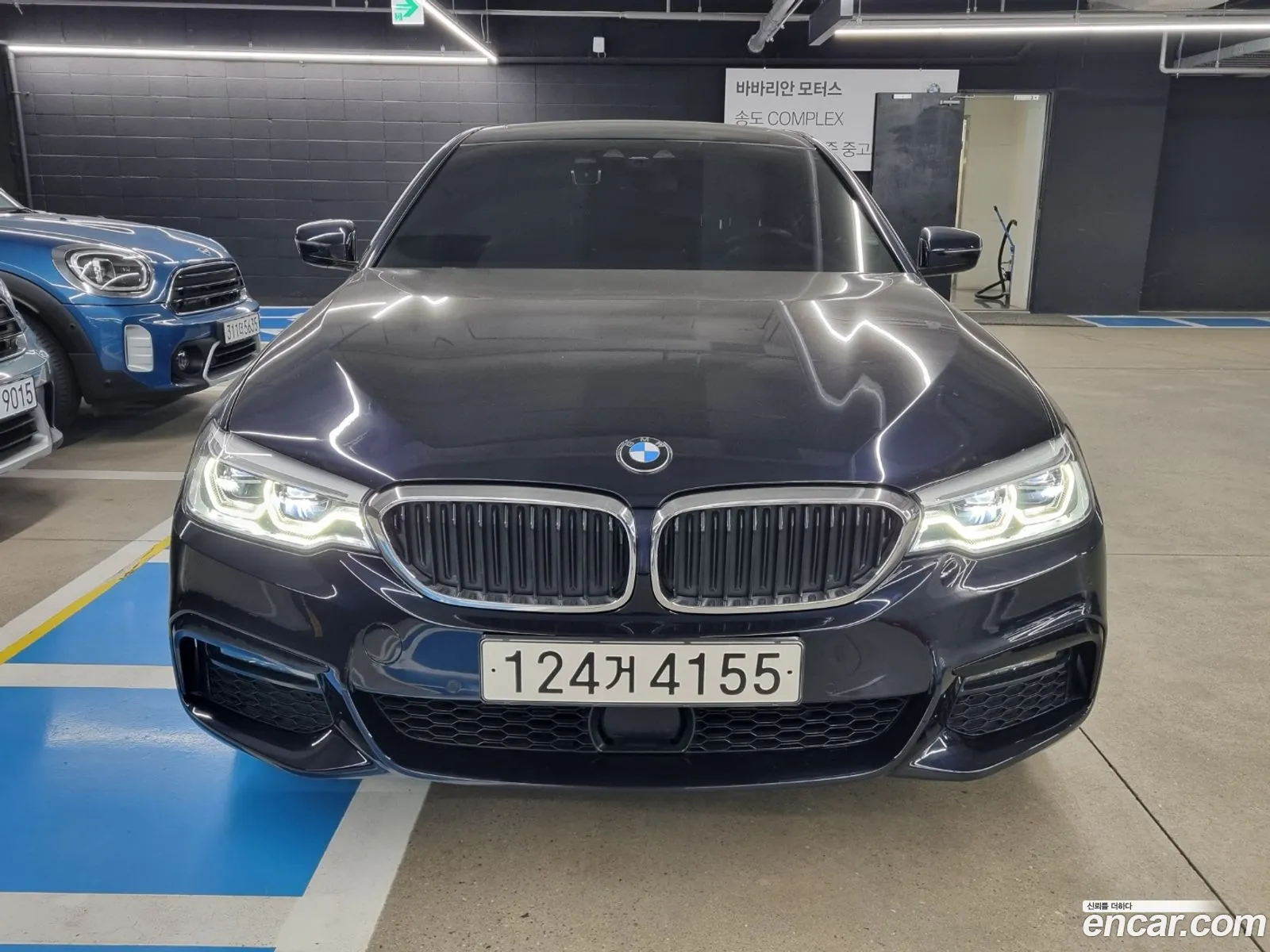 BMW 5 Series G30 530E M Sports - фотография 77620