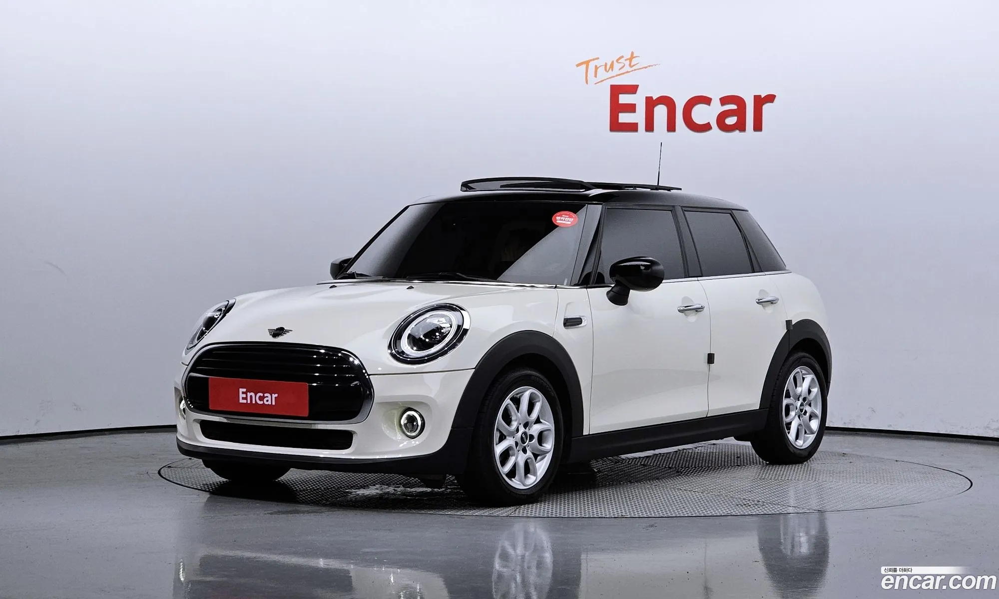 Mini Cooper 5-Door High 3Rd Generation - фотография 9233348