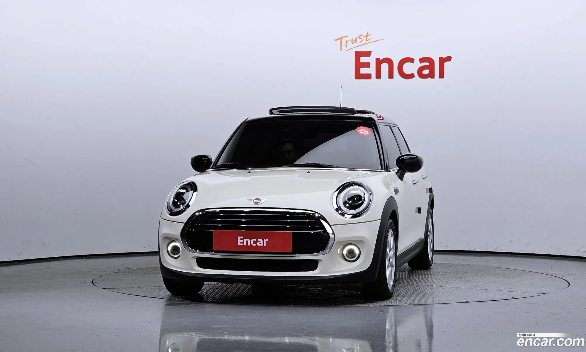 Mini Cooper 5-Door High 3Rd Generation - фотография 9233350