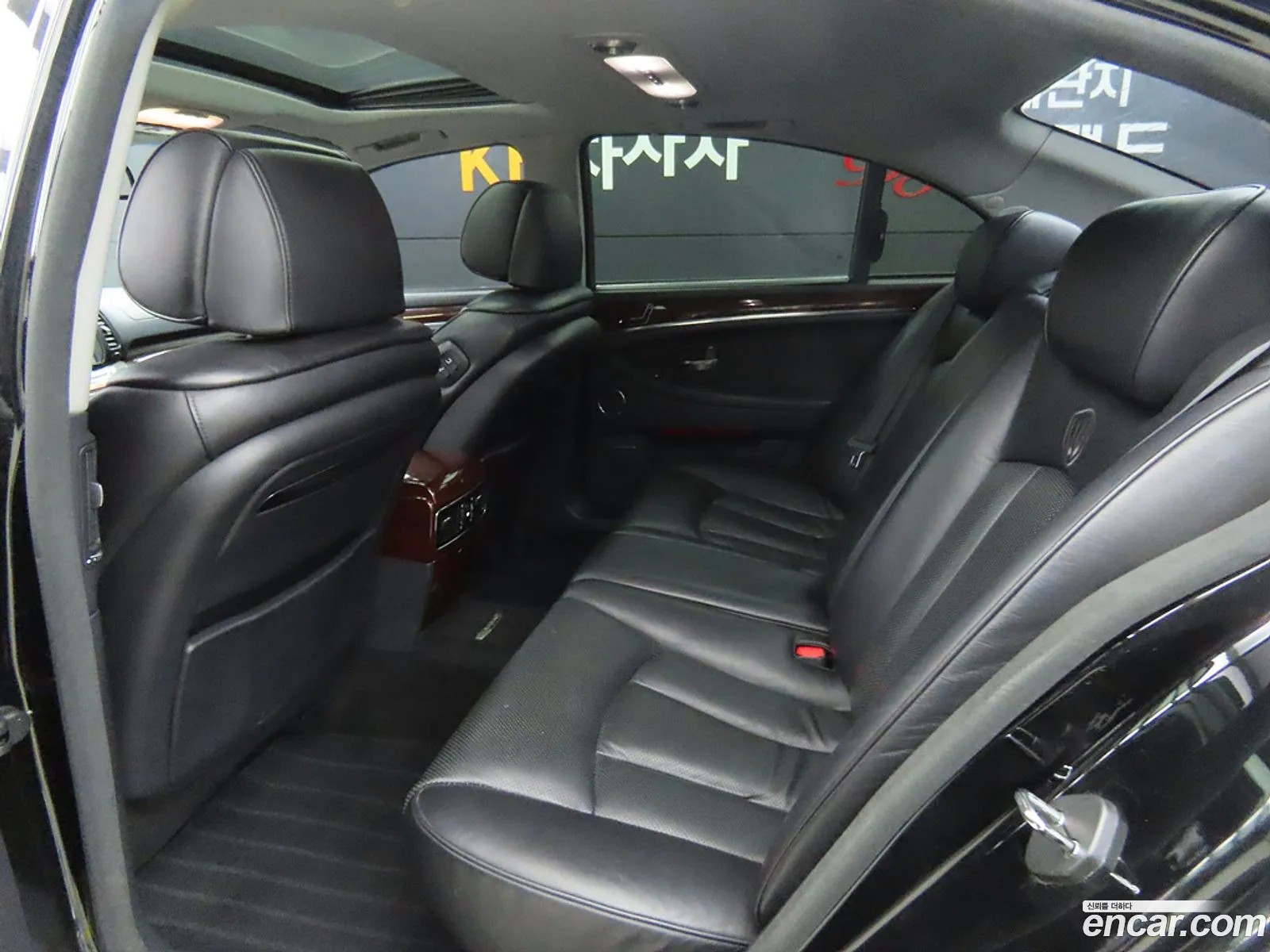 Kg Mobility Ssangyong Chairman W Cw700 Luxury - фотография 5141140