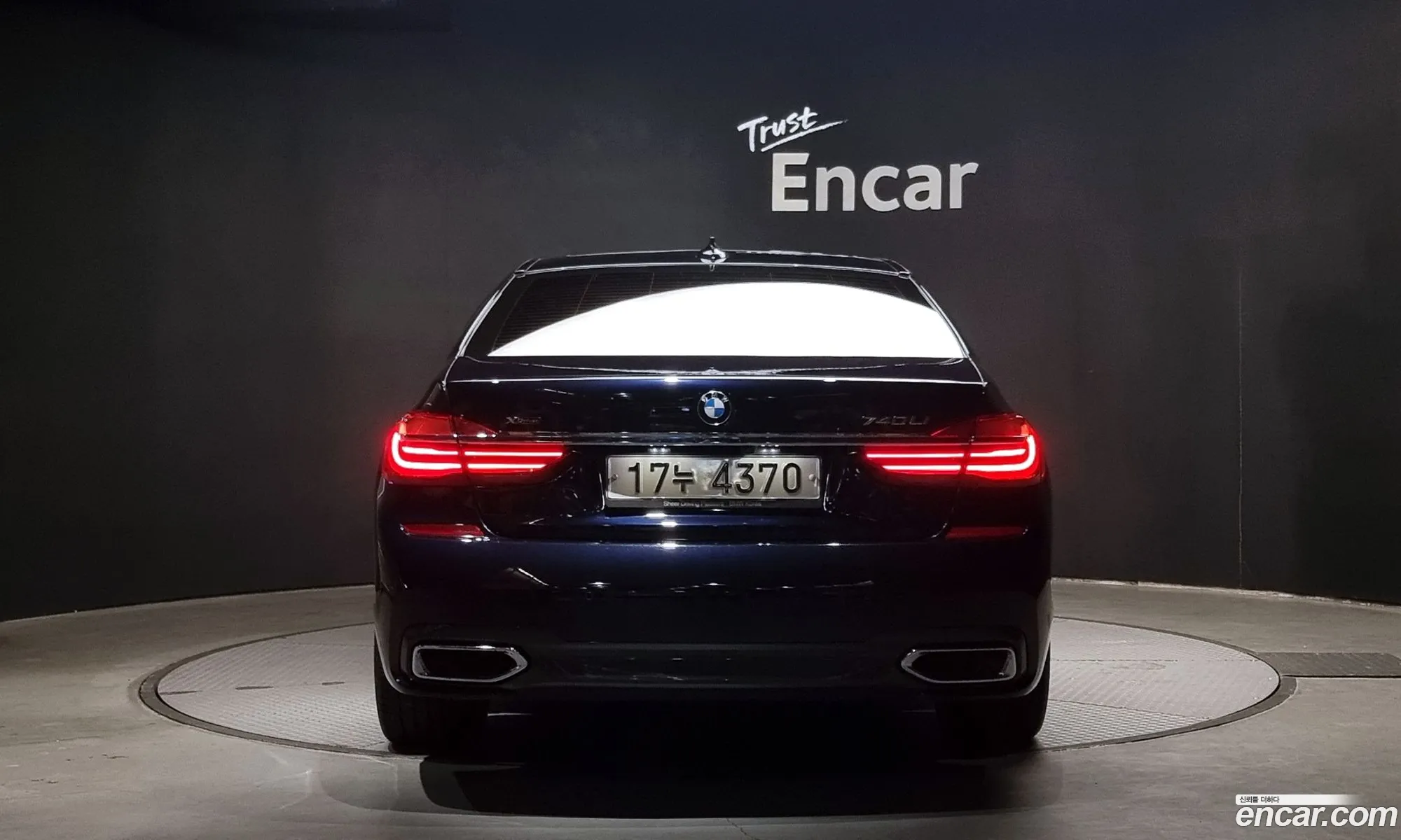 BMW 7 Series G11 740Li xDrive M Sports - фотография 2649883
