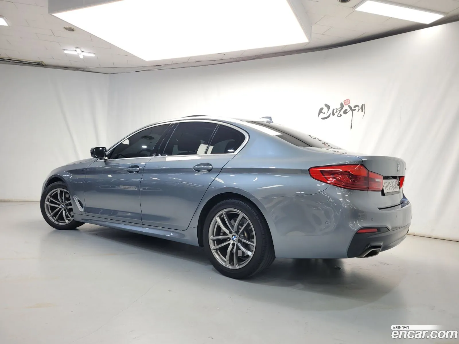 BMW 5 Series G30 520D M Sports Plus - фотография 3879424