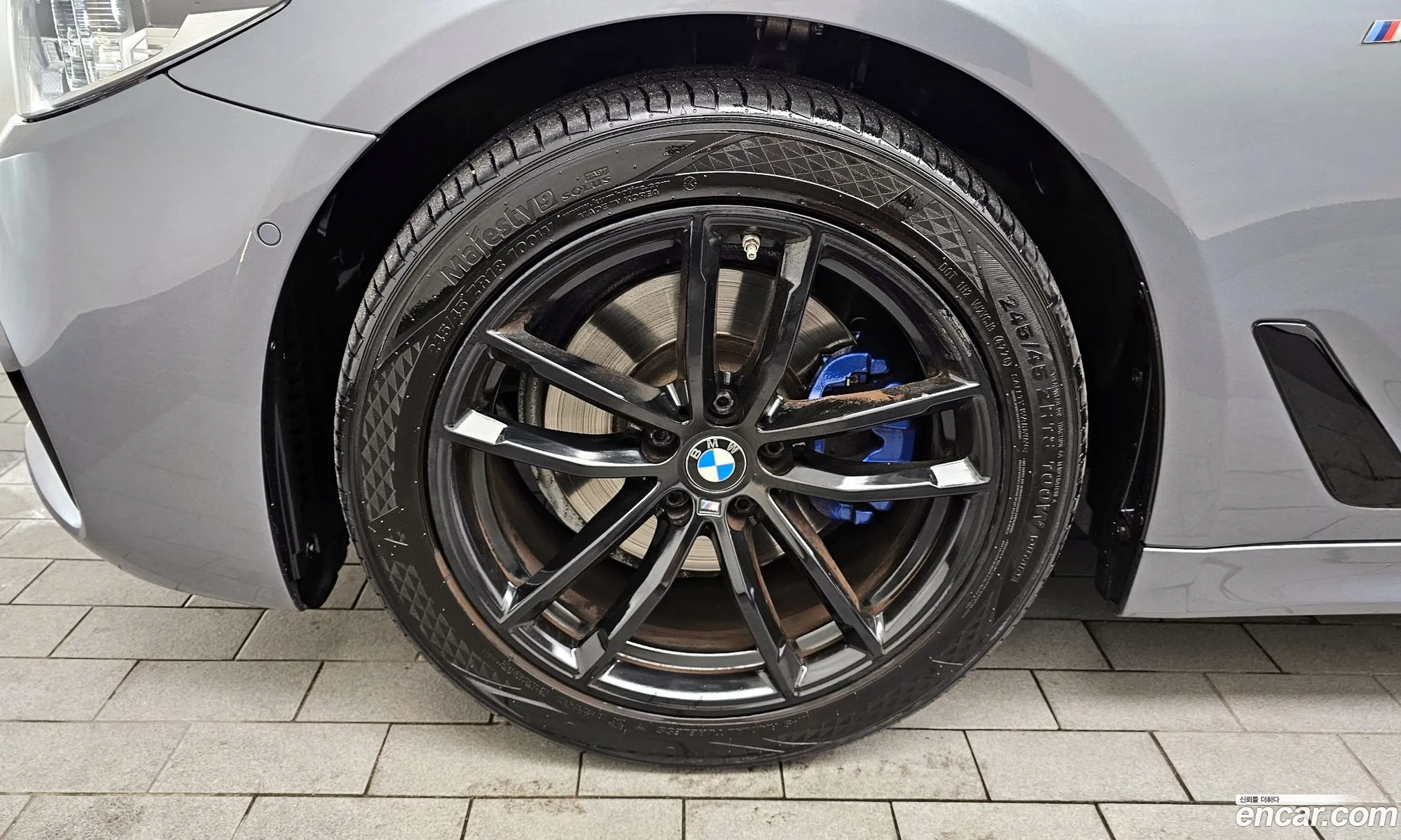 BMW 5 Series G30 520D xDrive M Sport Plus - фотография 3159401