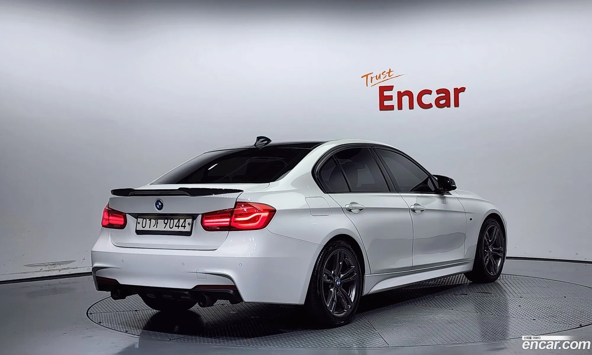 BMW 3 Series F30 320I M Sports - фотография 3159386
