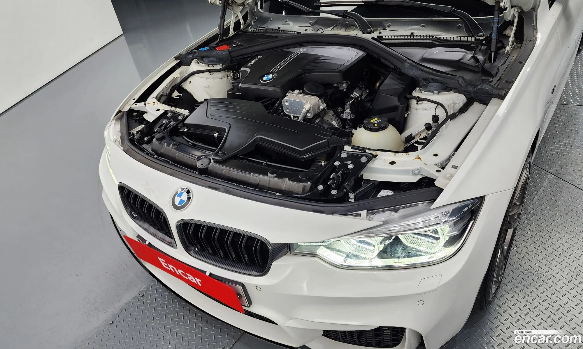 BMW 3 Series F30 320I M Sports - фотография 3159390