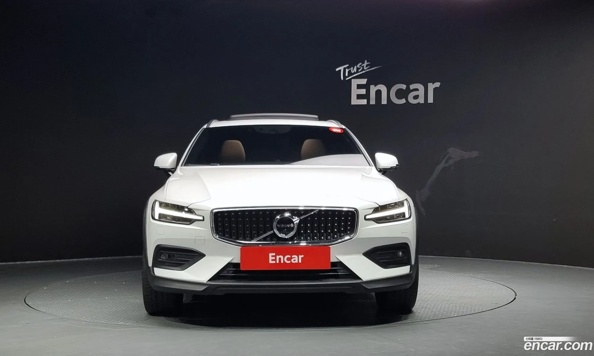 Volvo V60 Cross Country 2Nd Generation B5 Pro Awd - фотография 7640962