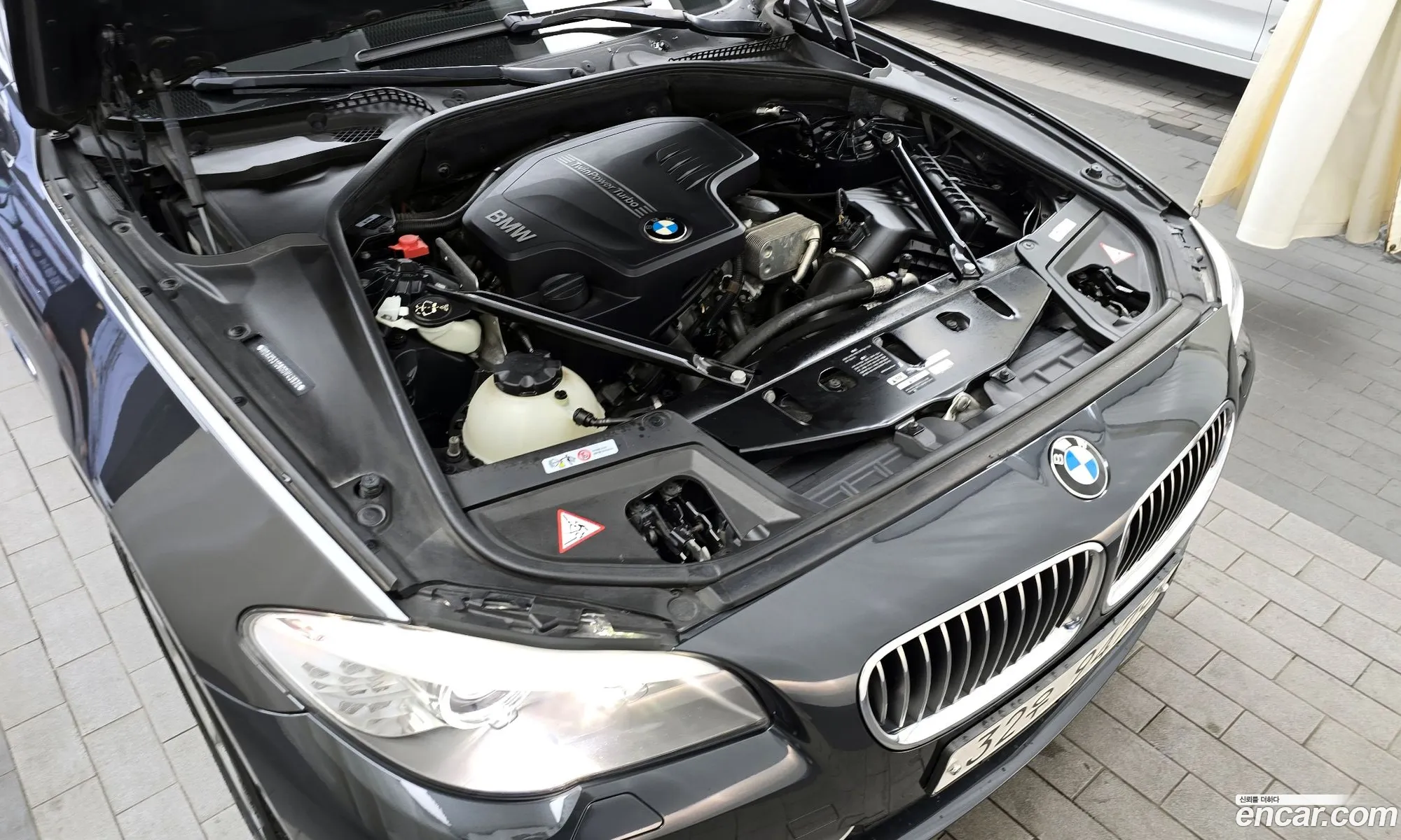BMW 5 Series F10 528I - фотография 4079654