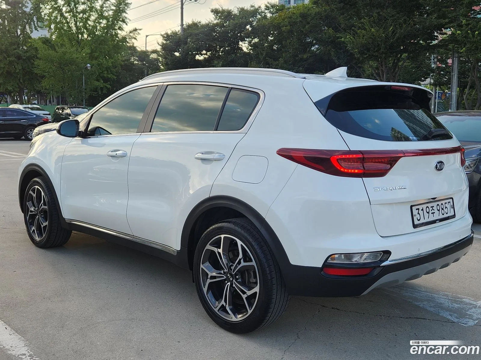Kia Sportage The Bold Gasoline 20 2Wd Prestige - фотография 12542030