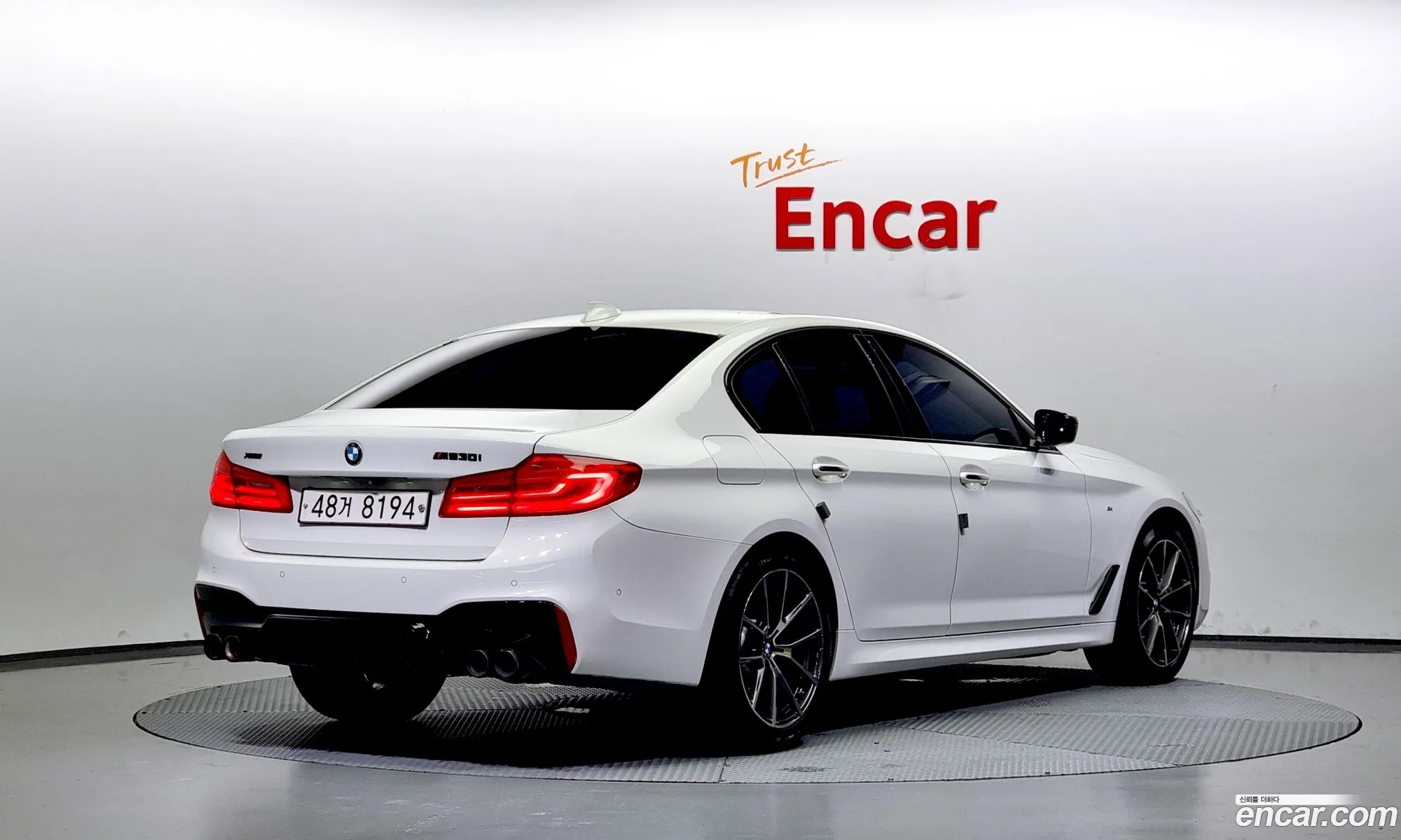 BMW 5 Series G30 530I xDrive M Sport Plus - фотография 4358419