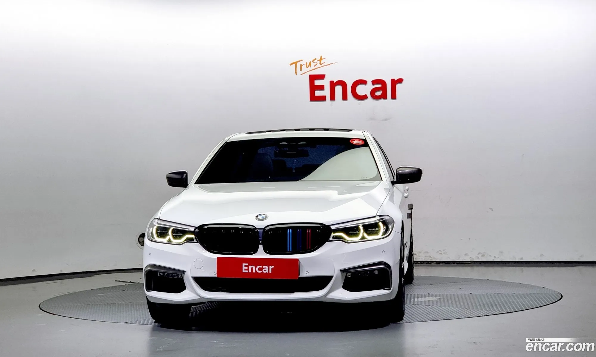 BMW 5 Series G30 530I xDrive M Sport Plus - фотография 4358420