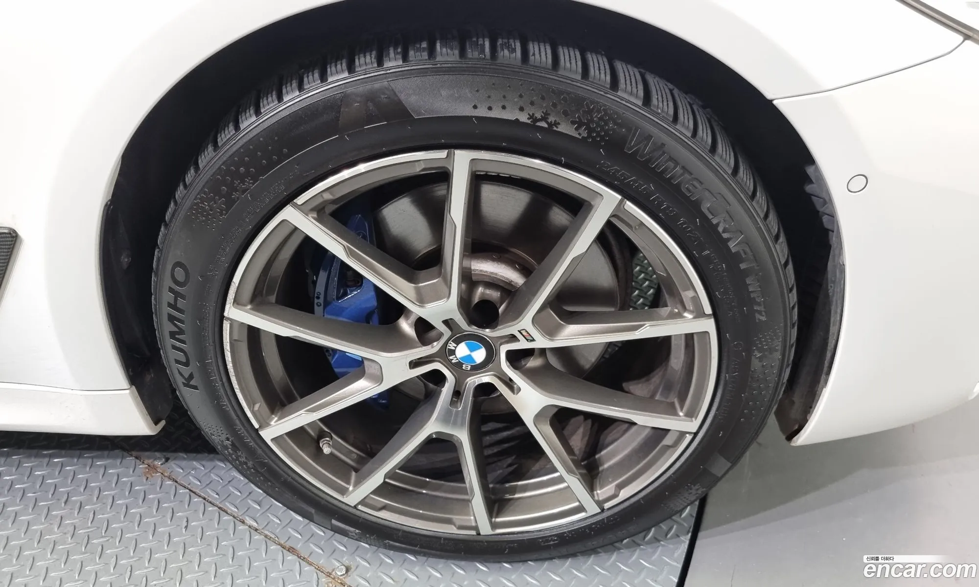 BMW 5 Series G30 530I xDrive M Sport Plus - фотография 4358422