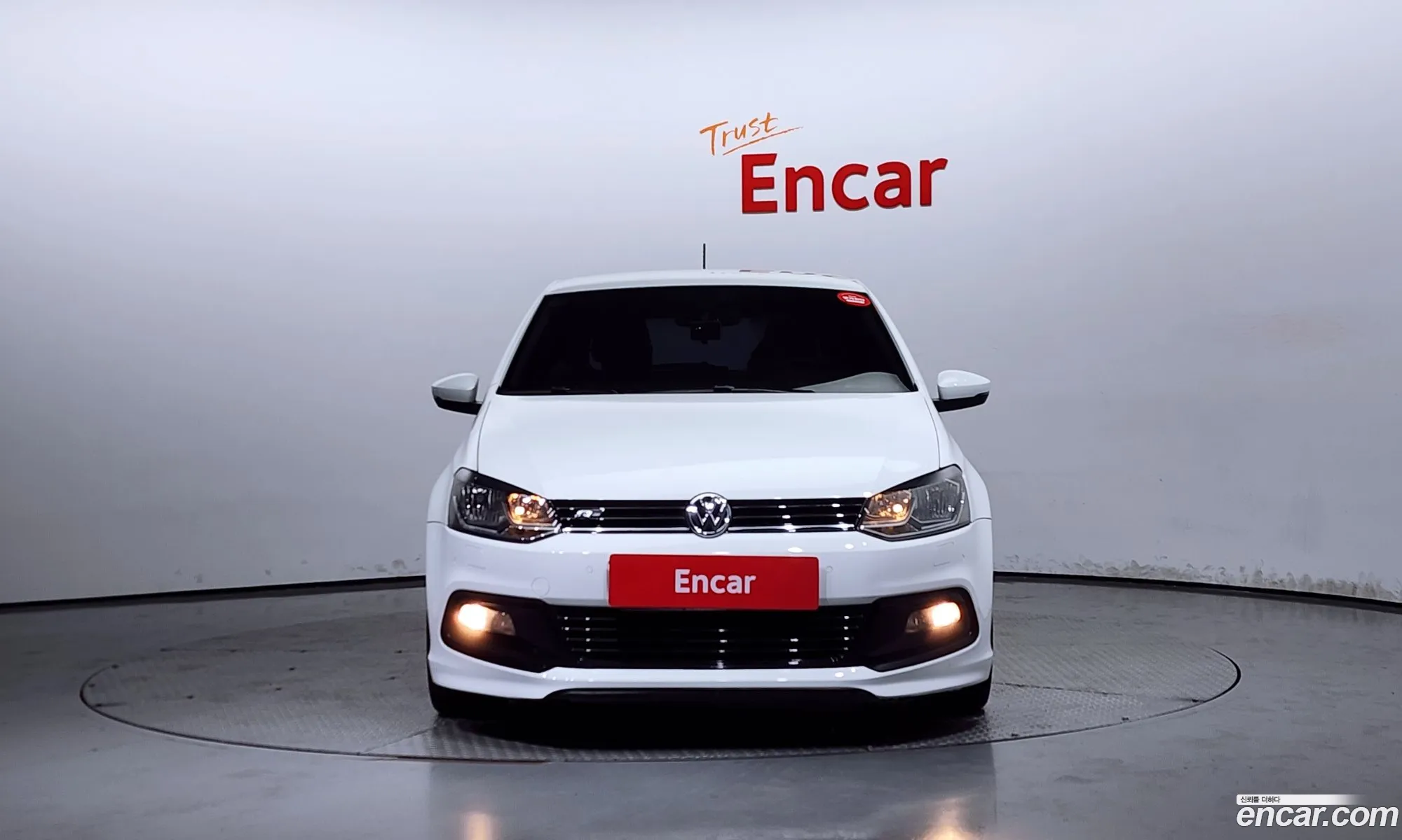 Volkswagen Polo 14 Tdi R-Line 5Th Generation - фотография 12831037