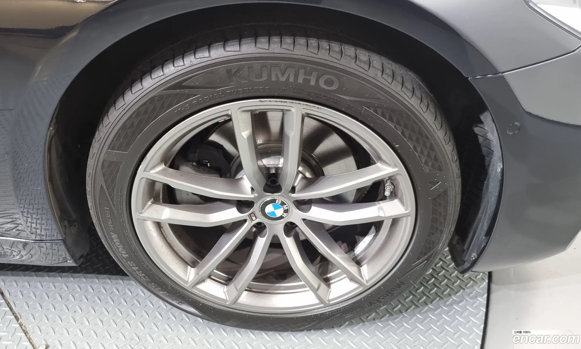 BMW 5 Series G30 520D M Sports - фотография 12590704