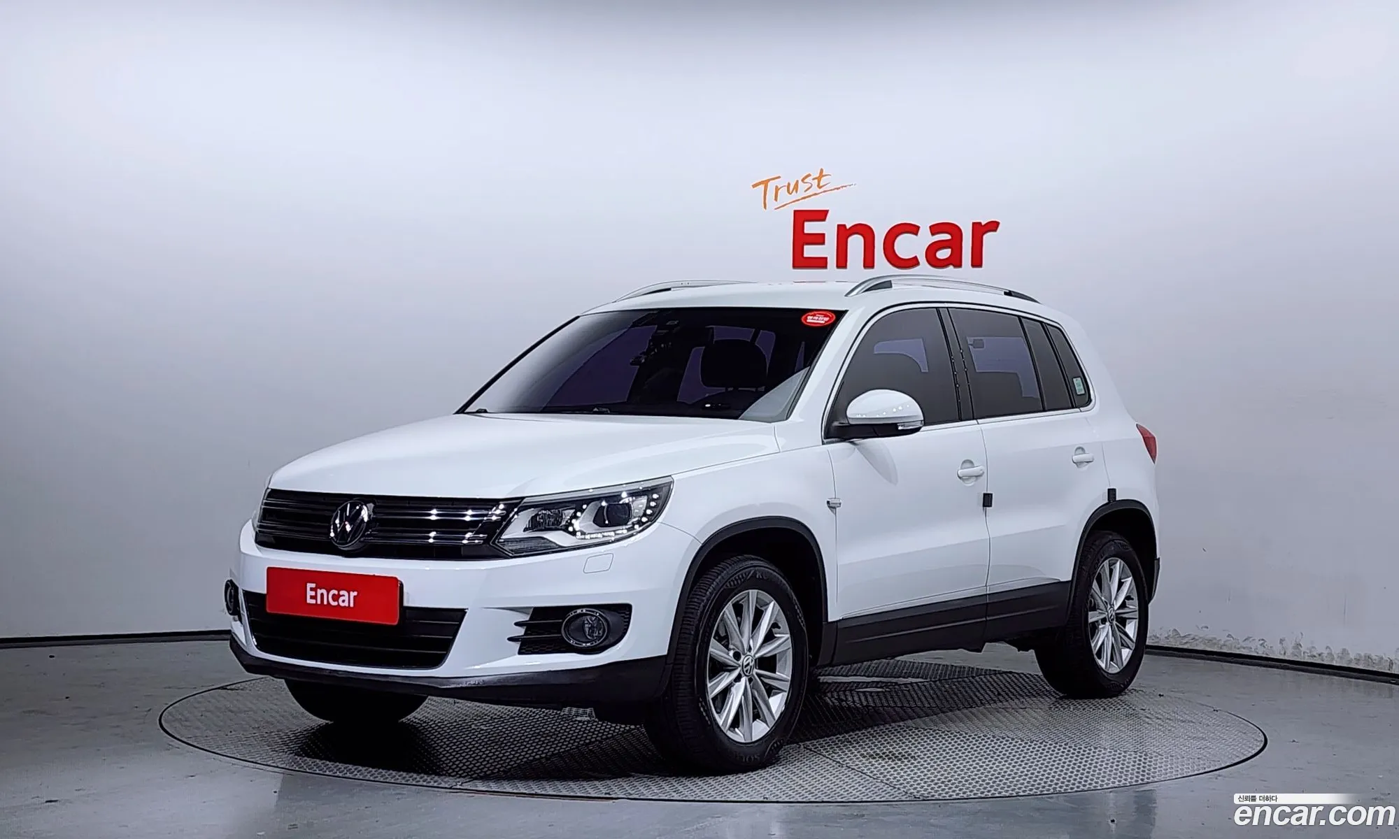 Volkswagen New Tiguan 20 Tdi Comfort 5N - фотография 12826214