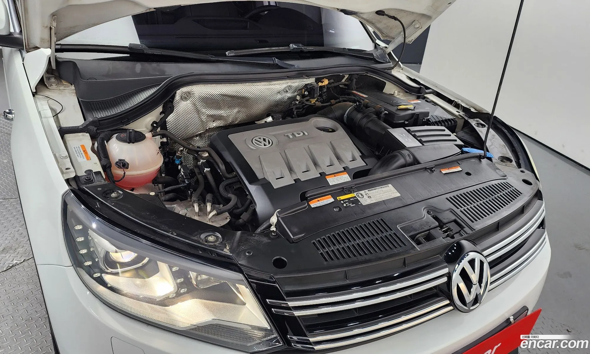 Volkswagen New Tiguan 20 Tdi Comfort 5N - фотография 12826219