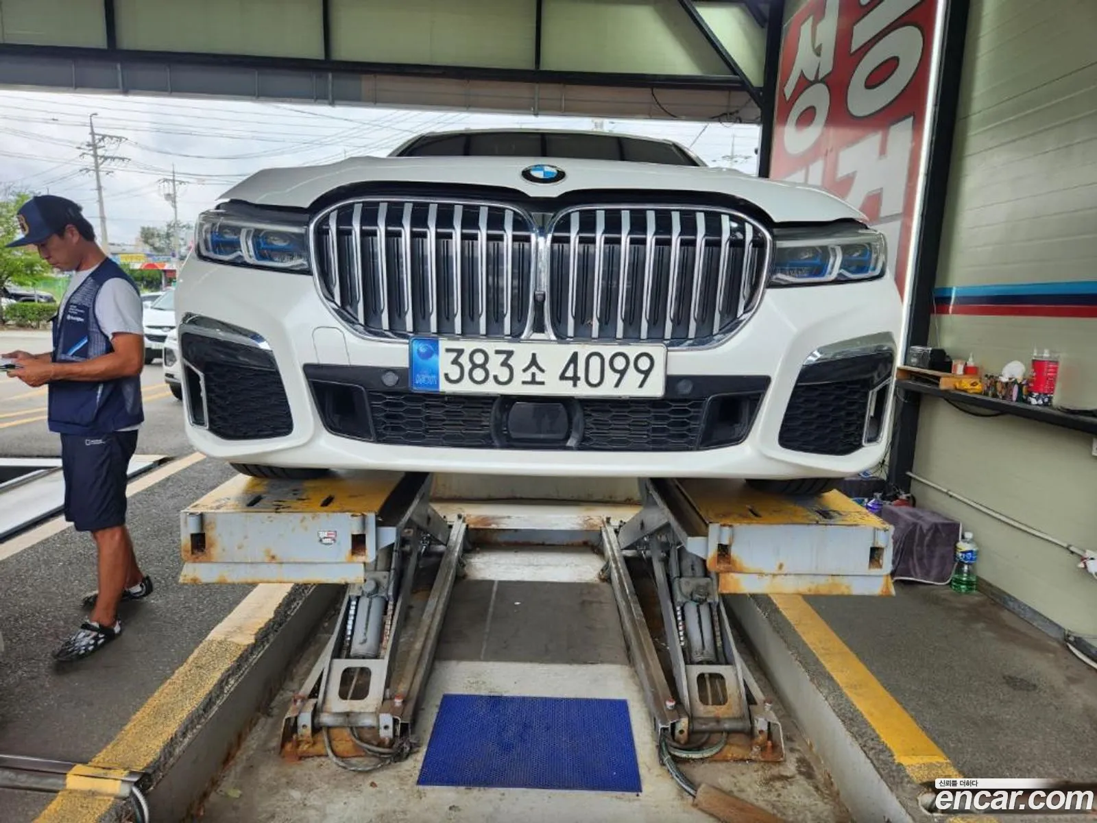 BMW 7 Series G11 730Ld xDrive M Sports - фотография 2993032