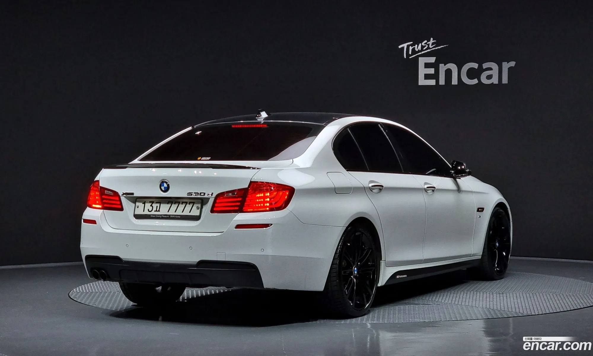 BMW 5 Series F10 530D xDrive M Aerodynamics - фотография 84221