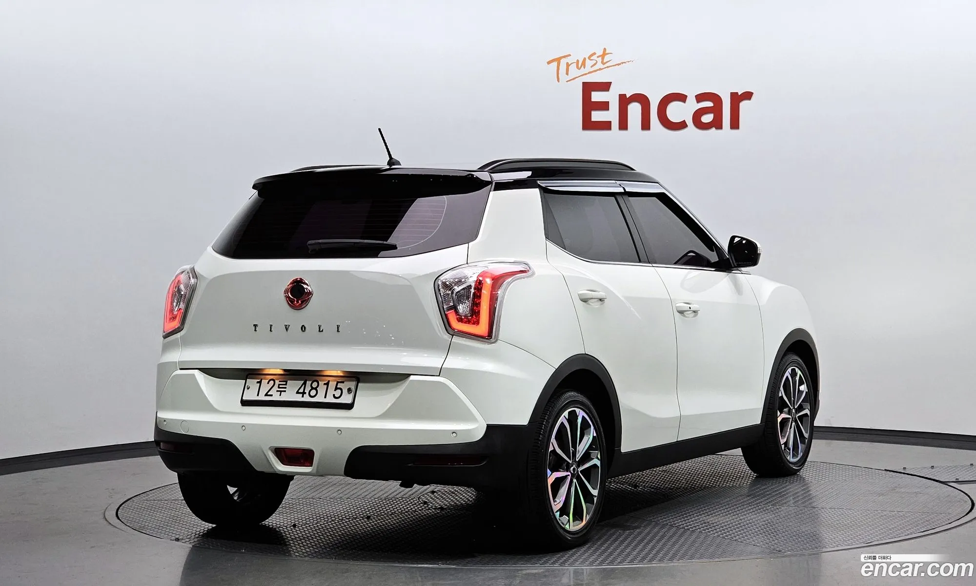 Kg Mobility Ssangyong Tivoli Armor Gear Edition 2Wd - фотография 7356108