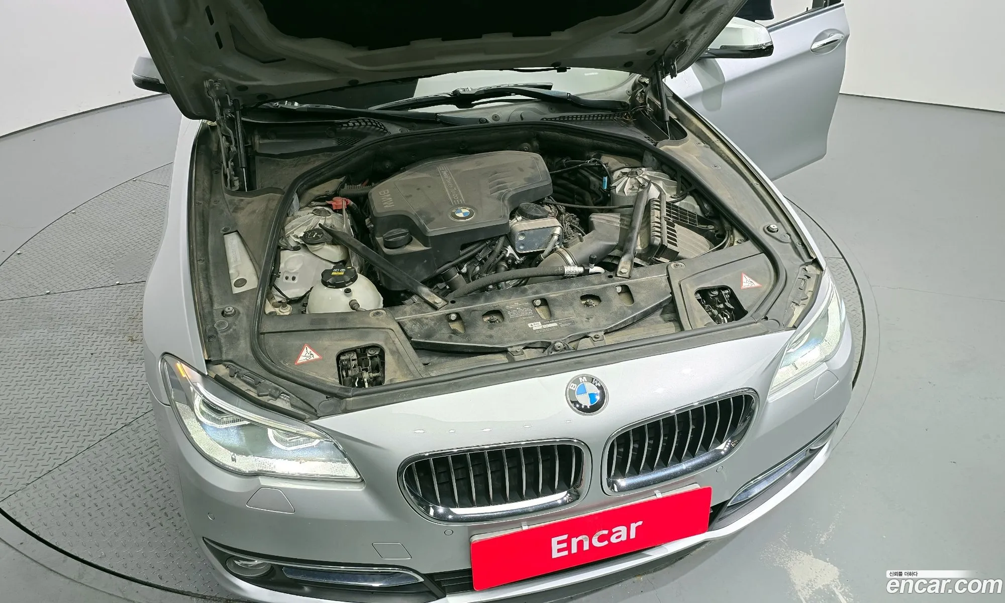 BMW 5 Series F10 528I Luxury Plus - фотография 2732943