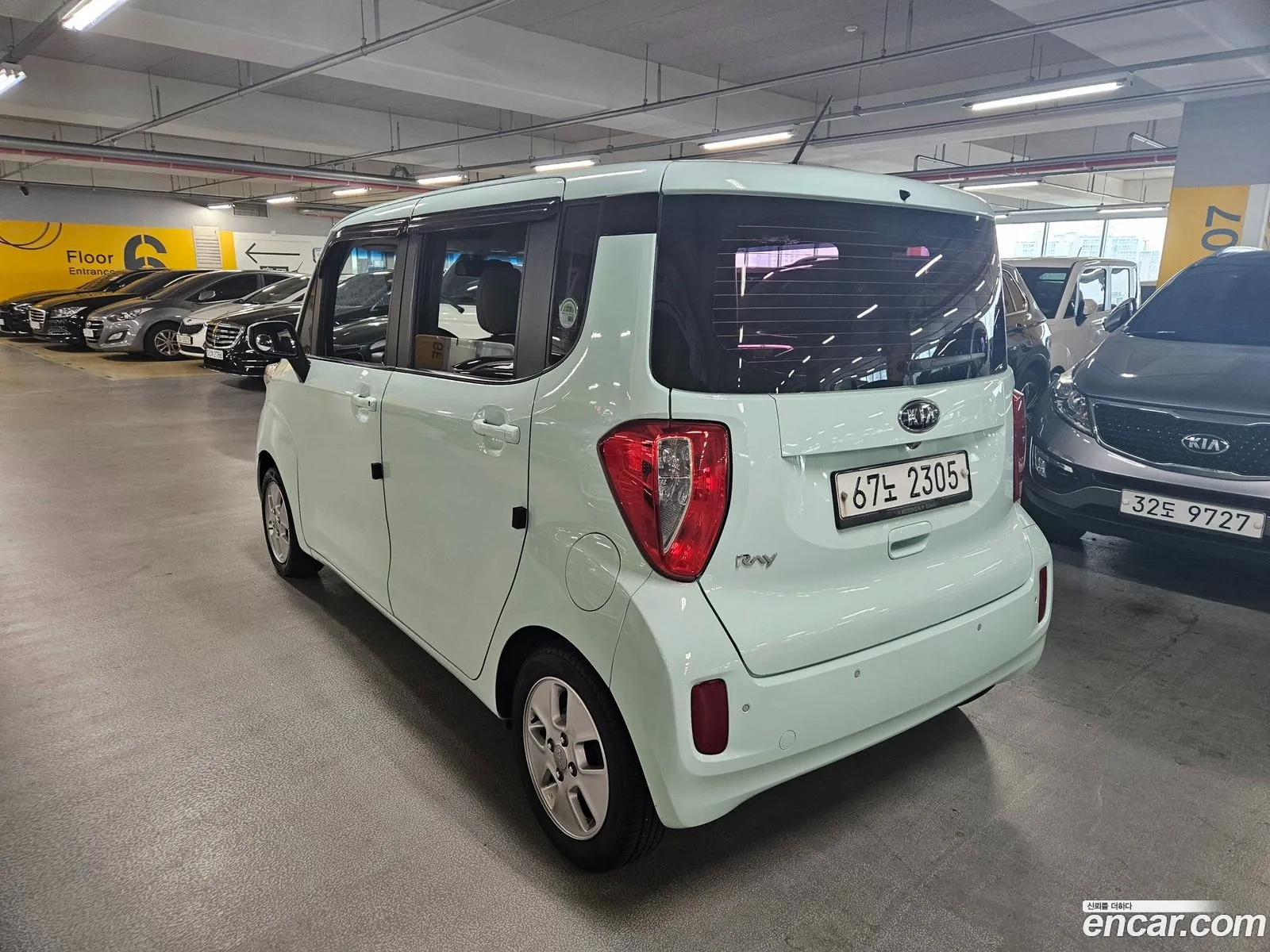 Kia Ray Luxury - фотография 17538387