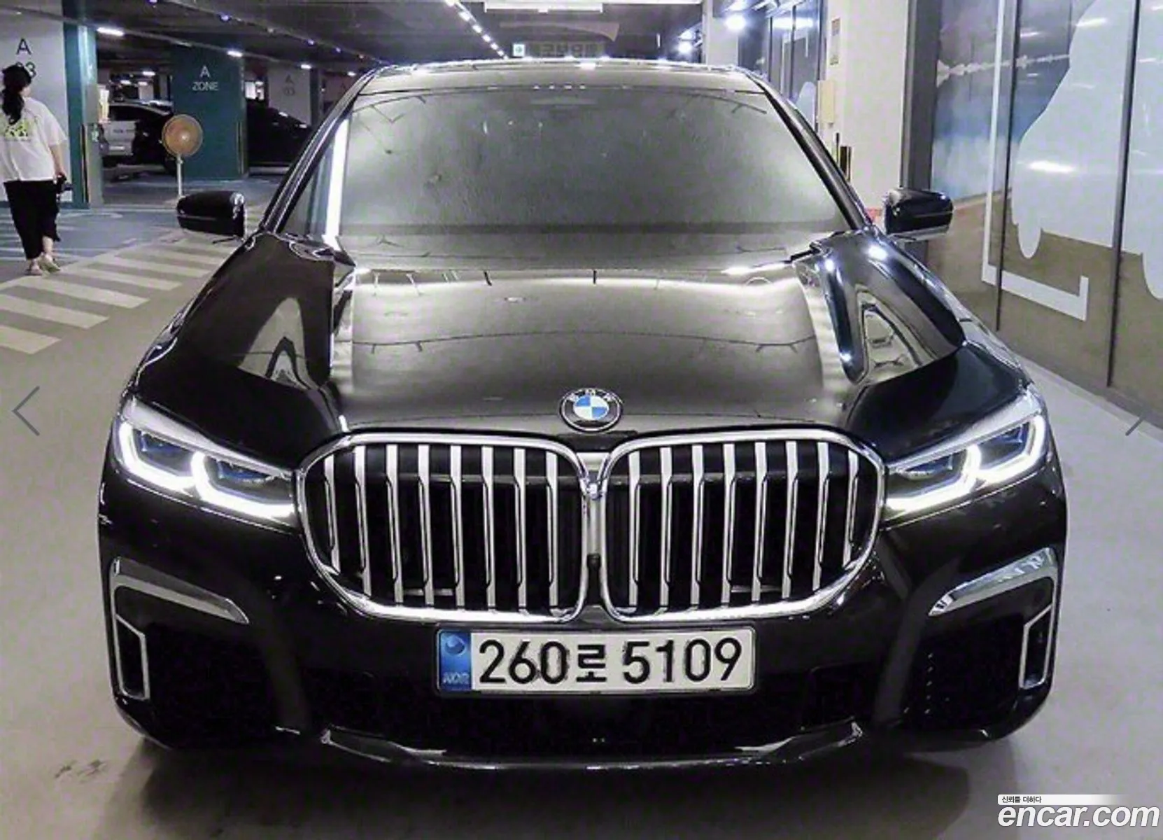 BMW 7 Series G11 740Li xDrive M Sports - фотография 2732909