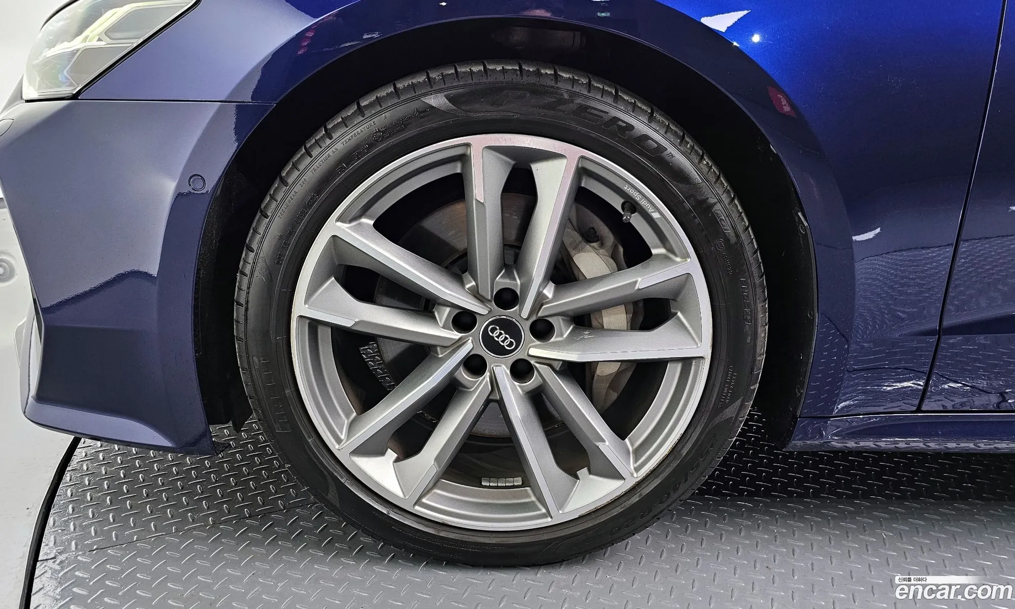 Audi A7 4K 55 Tfsi Quattro Premium - фотография 12637539