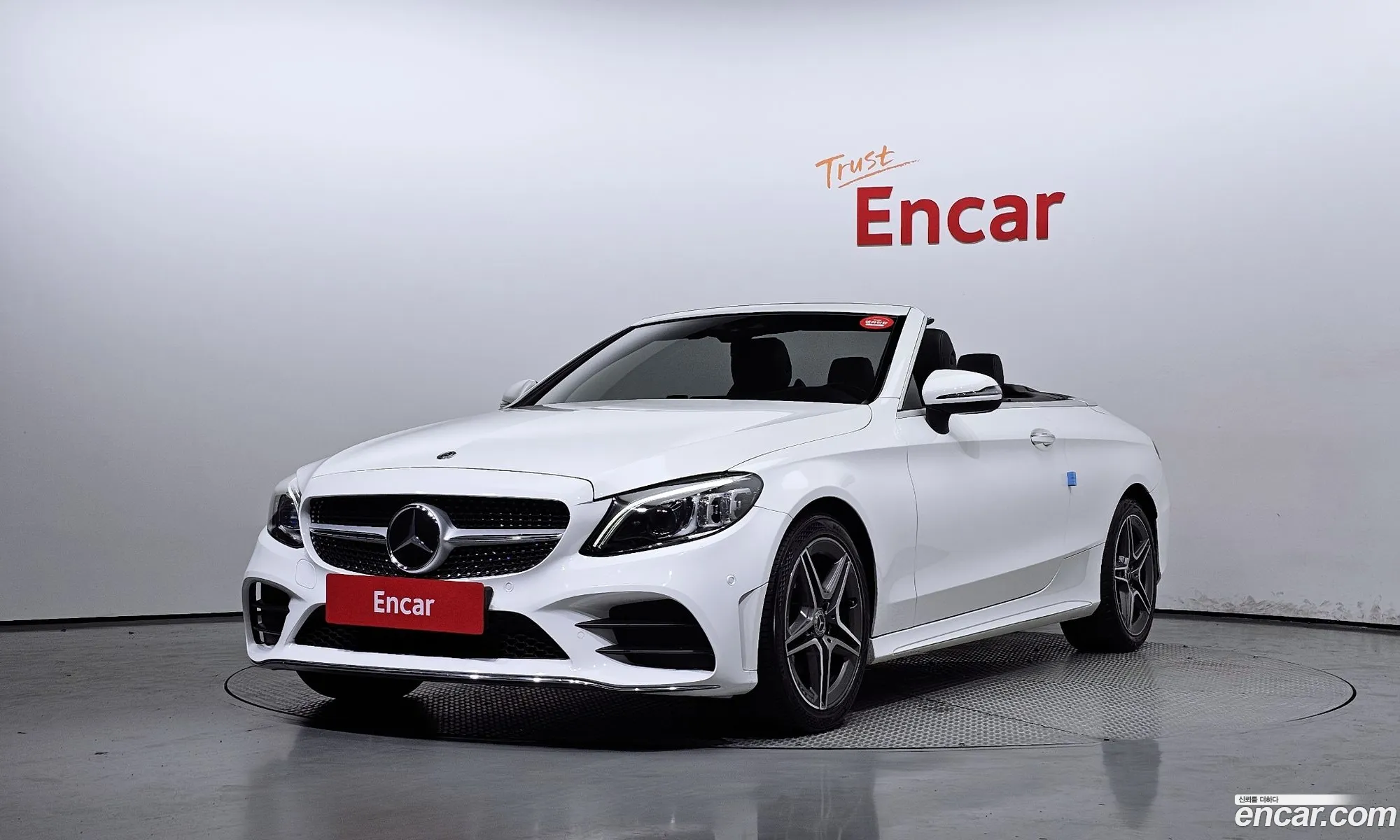 Mercedes C-Class W205 C200 Cabriolet - фотография 12566271