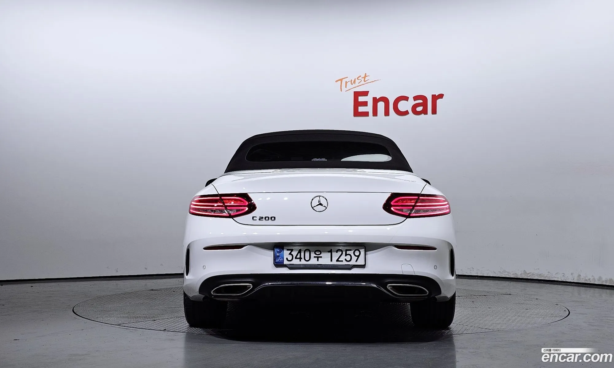 Mercedes C-Class W205 C200 Cabriolet - фотография 12566274