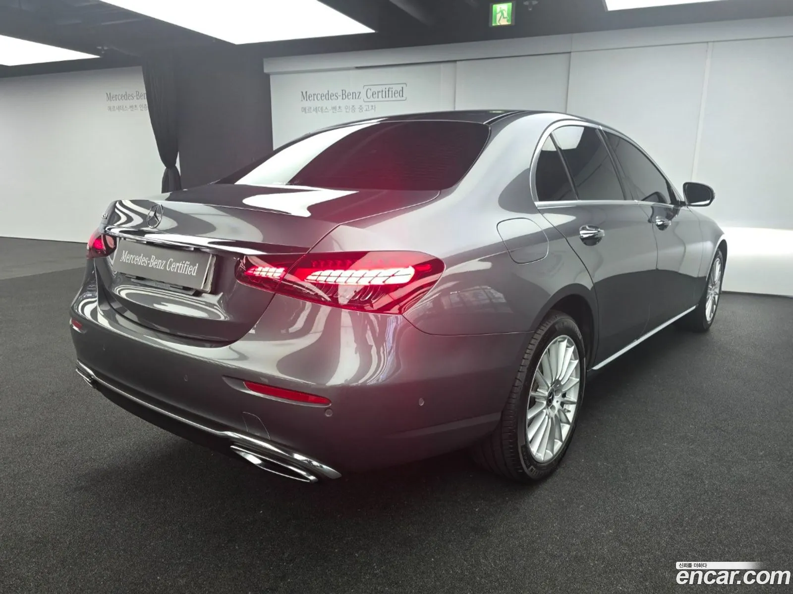 Mercedes E-Class W213 E250 Exclusive - фотография 12566284