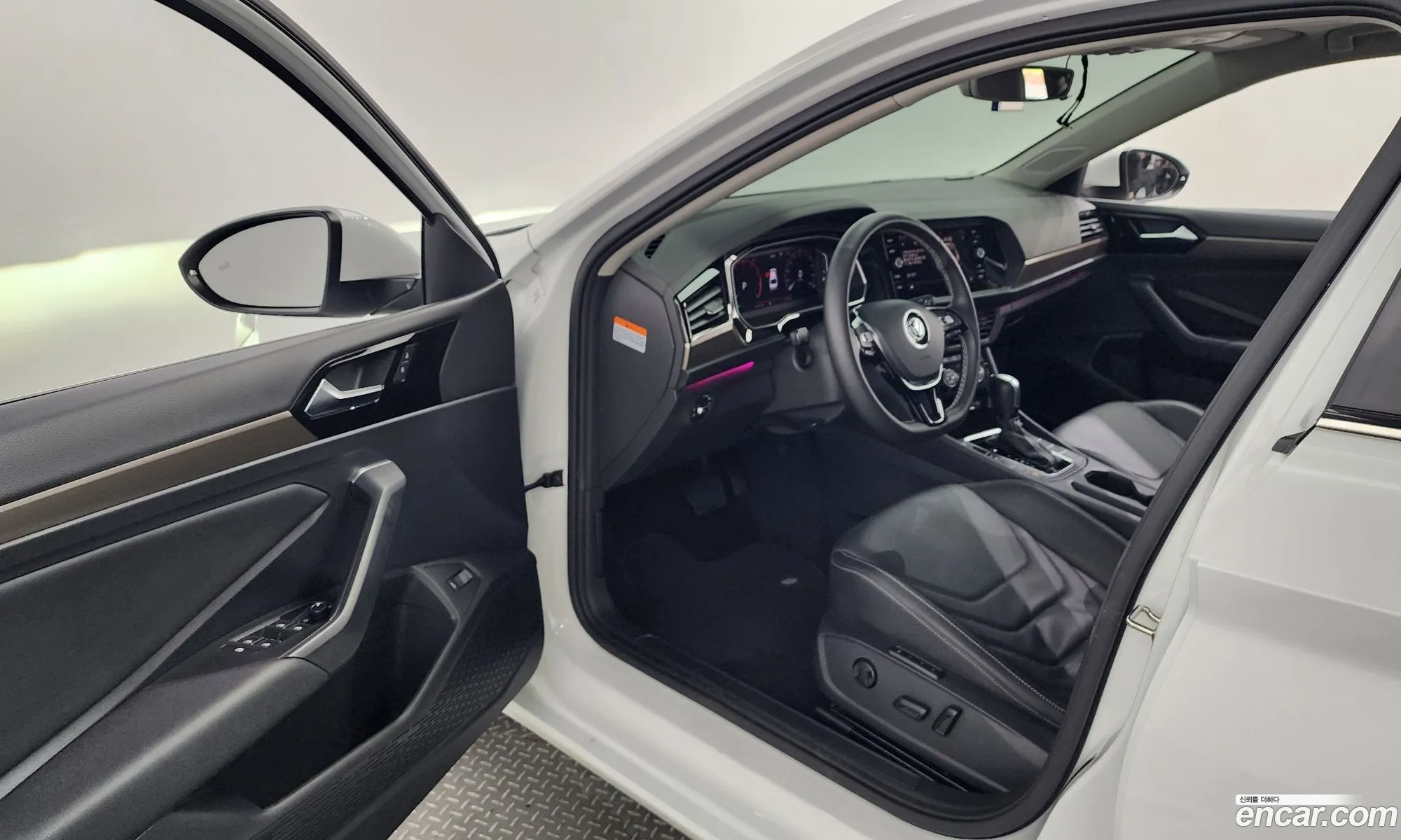 Korex Auto Trade - фотография 12881645