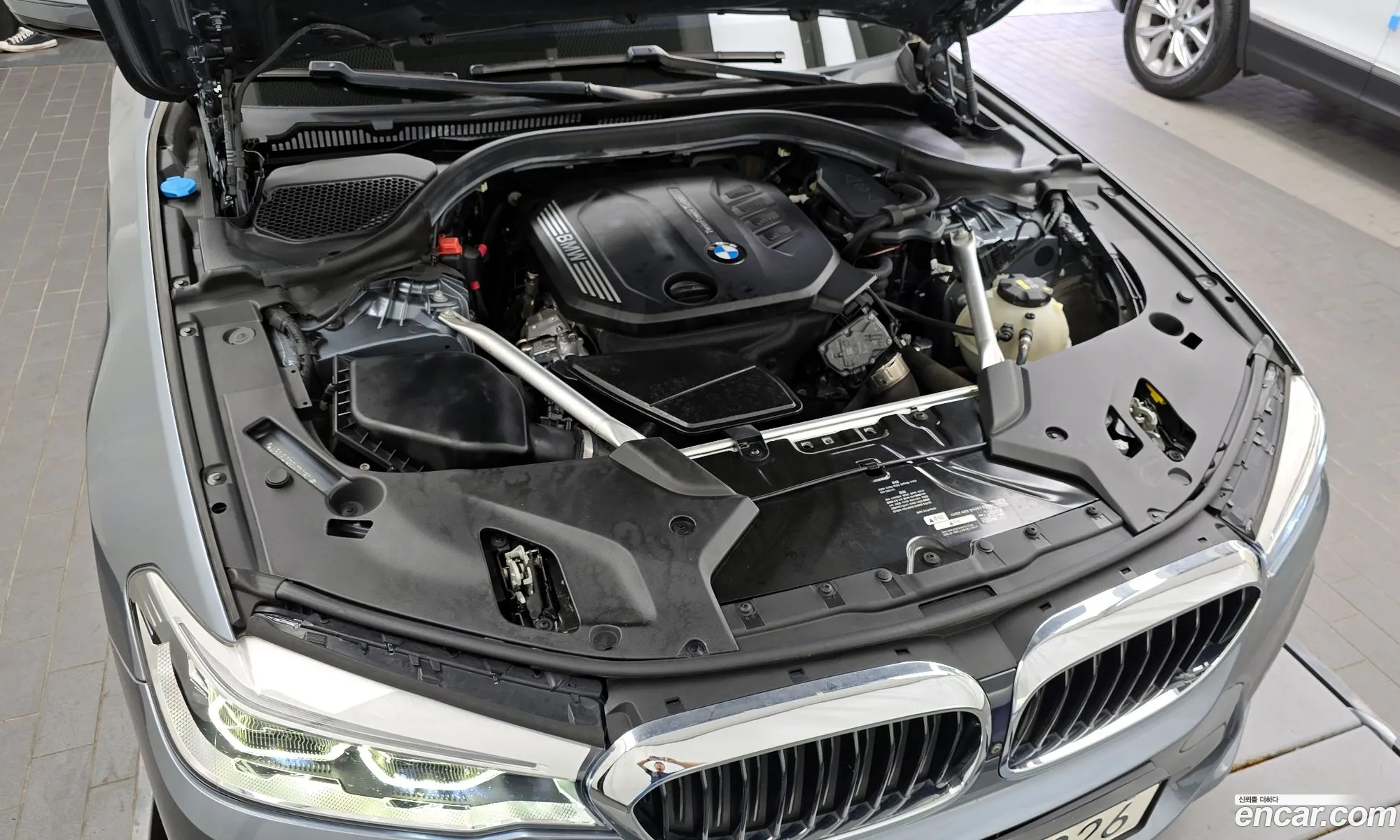 BMW 5 Series G30 520D M Sports Plus - фотография 2739090