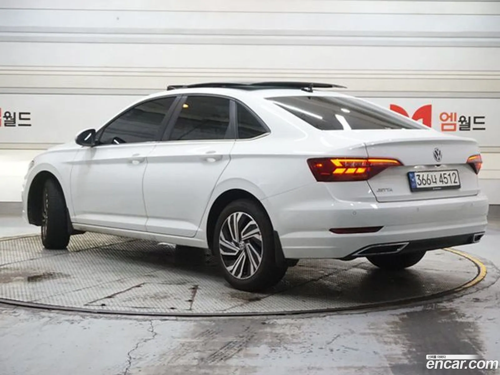 Volkswagen Jetta 7Th Generation 14 Tsi Prestige - фотография 12816163