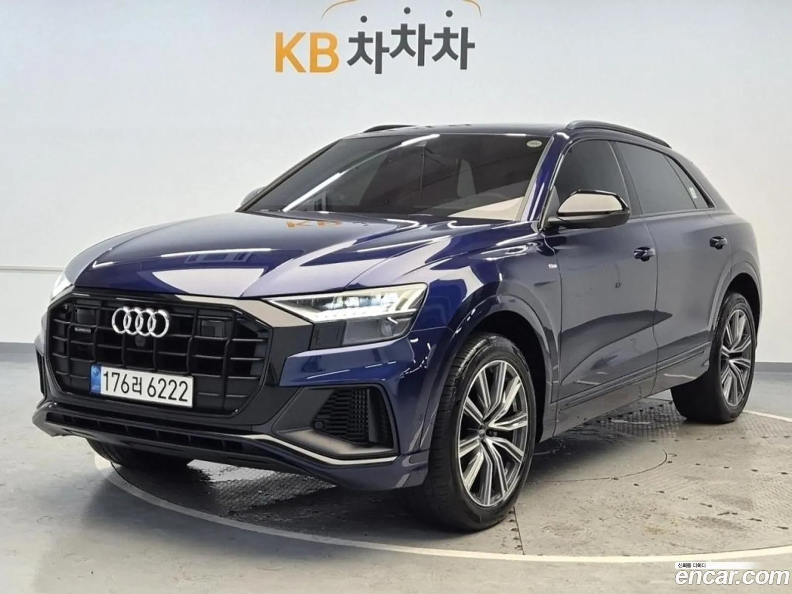 Audi Q8 4M 55 Tfsi Quattro Premium - фотография 1590609