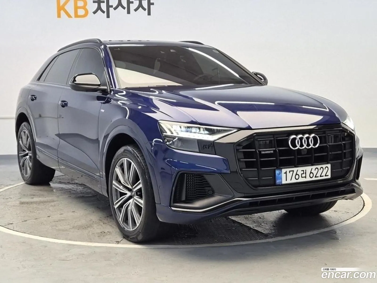 Audi Q8 4M 55 Tfsi Quattro Premium - фотография 1590611