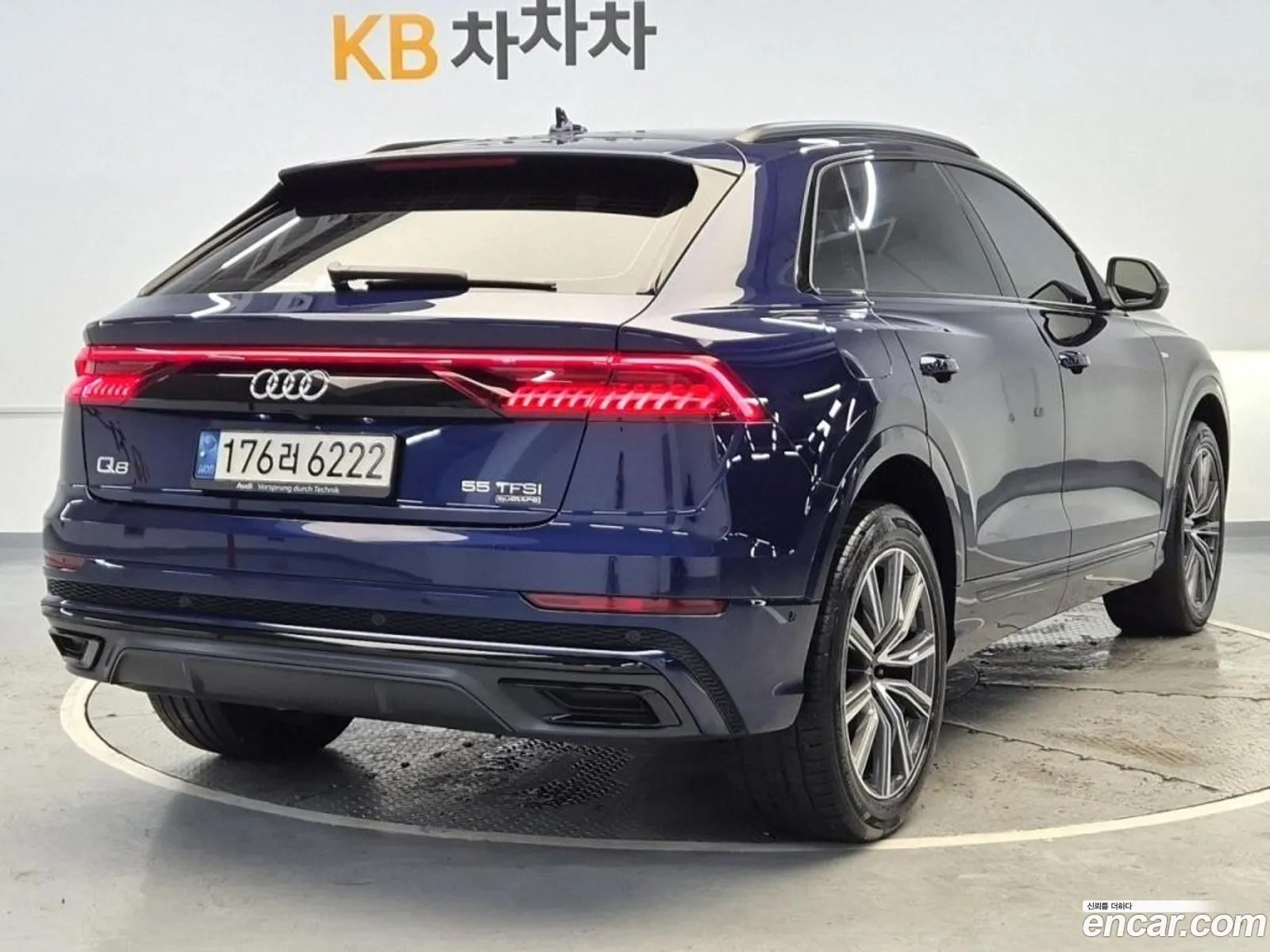 Audi Q8 4M 55 Tfsi Quattro Premium - фотография 1590612