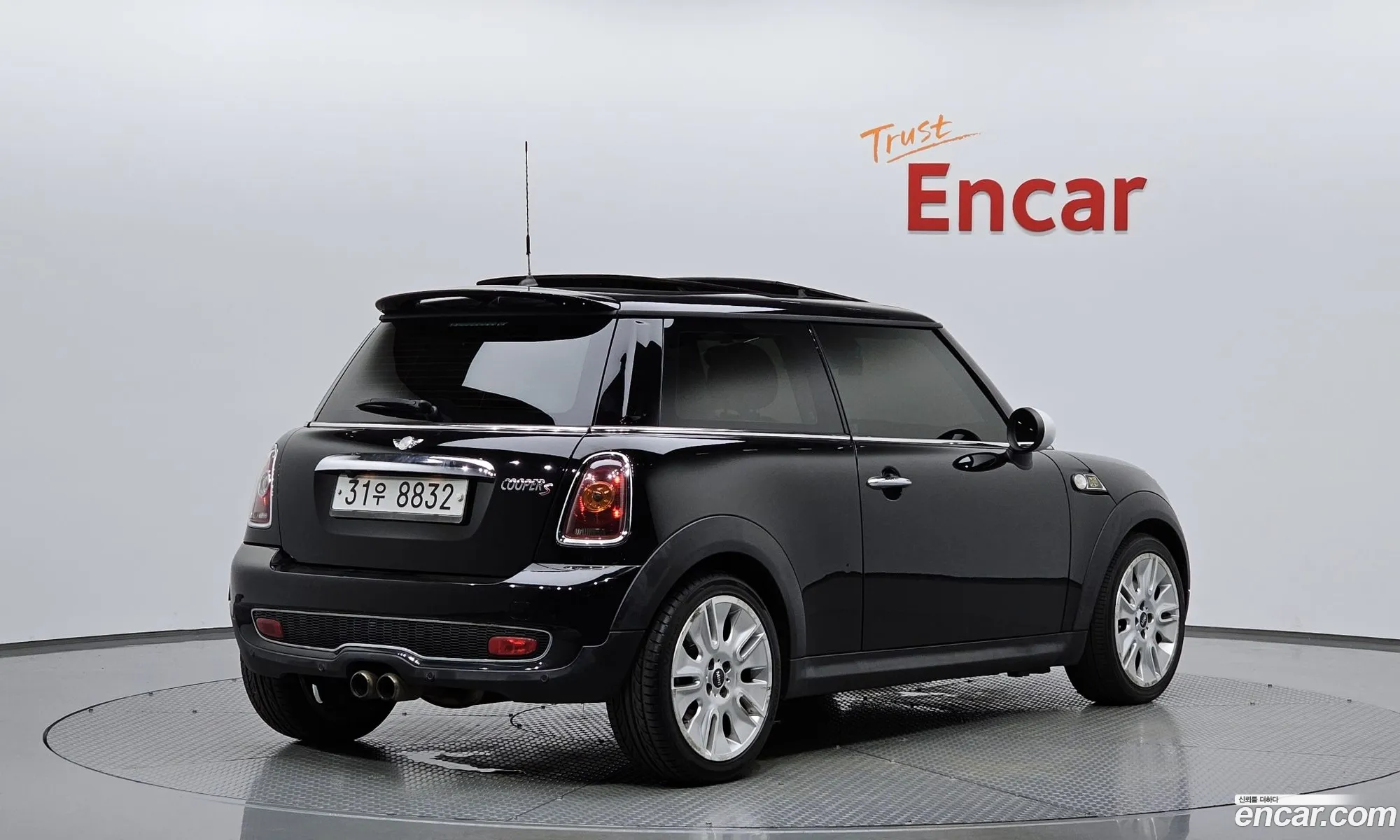 Mini Cooper S Camden - фотография 9192251
