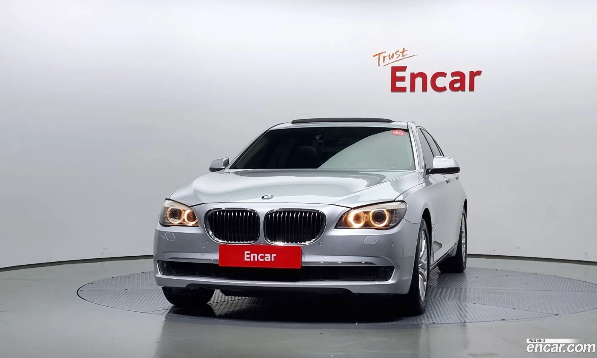 BMW 7 Series F01 740I - фотография 2703538