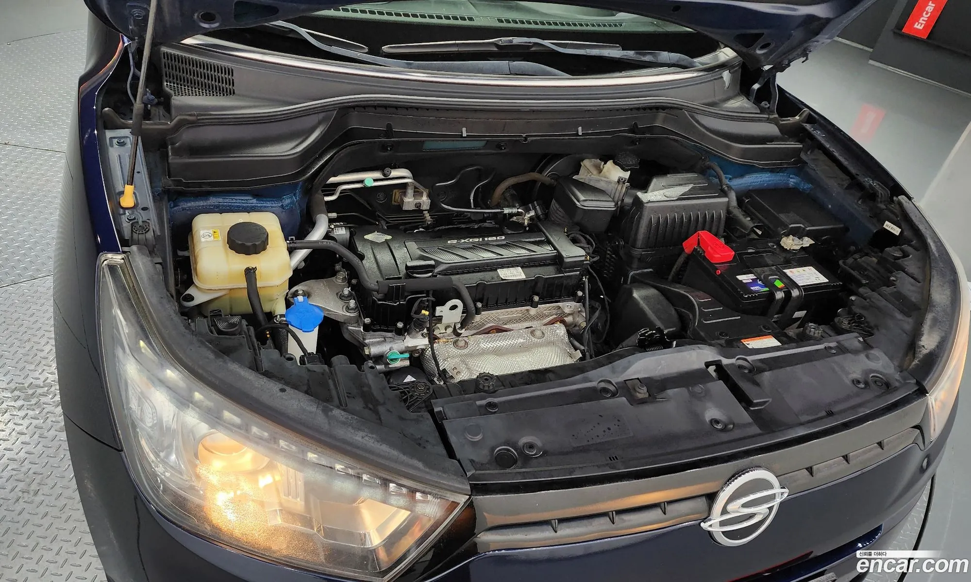 Kg Mobility Ssangyong Tivoli Vx 2Wd - фотография 4892481